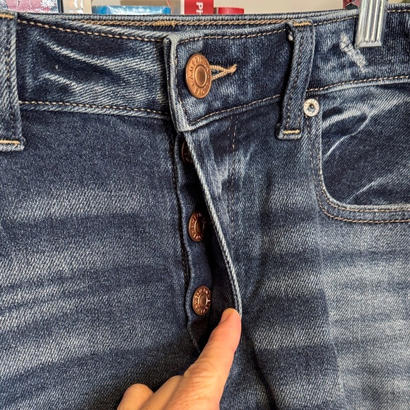 American Eagle Outfitters Tomgirl Jeans - Picture 7 of 7